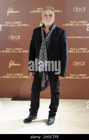 Madrid, Espagne.08 novembre 2021.Benito Zambrano pose pendant la séance photo pour la première du film 'Pan de limon con semilla de amapolas' au Renoir Princesa, à Madrid.Crédit : SOPA Images Limited/Alamy Live News Banque D'Images