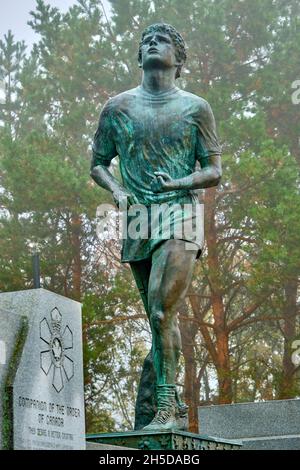 Le monument commémoratif Terry Fox est situé à Thunder Bay Ontario Canada.Elle a commémoré le Marathon de l'espoir de Terry Fox pour aider à la recherche sur le cancer. Banque D'Images