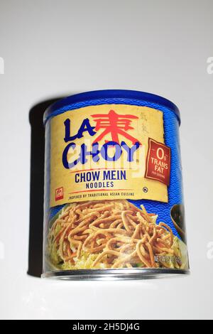 LA CHOY Chow Mein a tourné en gros plan lumineux et coloré au Kansas Banque D'Images