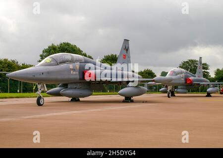 Turkish Air Force, Türk Hava Kuvvvvvvvvvetleri, Northrop NF-5B-2000 avions de chasse Freedom Fighter / Tiger au Royal International Air Tattoo, RAF Fairford Banque D'Images