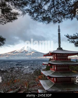 Mt.Fuji de Shimoyoshida - Arakurayama Sengen Park à Fujiyoshida Banque D'Images