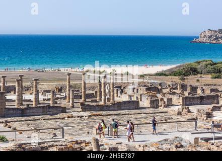 Les ruines de la ville romaine de Baelo Claudia, Tarifa, Bolonia, Andalousie, sud de l'Espagne.Situé sur la rive nord du détroit de Gibraltar, t Banque D'Images