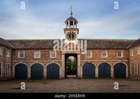 Dunham Massey Hall and Gardens - Coach House - Carriage House - Courtyard - National Trust Banque D'Images