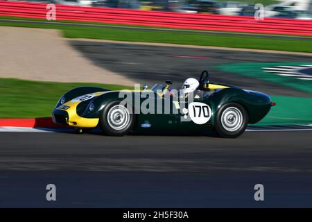 Peter Ratcliff, Lister Knobbly, RAC Woodcote Trophée pour les voitures de sport et certains coureurs de sport qui ont concouru après la Seconde Guerre mondiale jusqu'à la fin de 1955, et le S Banque D'Images