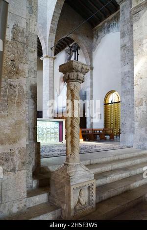 Duomo Santa Maria Assunta et la cathédrale San Berardo, Teramo, Abruzzes, Italie, Europe Banque D'Images