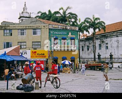Une place dans la vieille ville de Recife, Pernambuco, Brésil Banque D'Images
