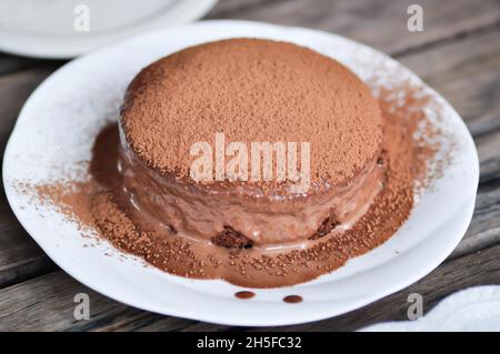 tarte au banoffee ou au banoffee, gâteau ou gâteau au tiramisu Banque D'Images