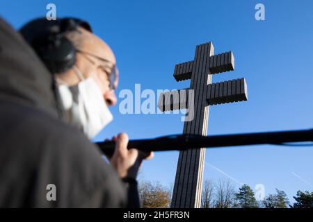 Croix de Lorraine lors d'une cérémonie à la mémoire du défunt président français Charles de Gaulle où il est mort et enterré il y a 51 ans dans le village français de Colombey-les-deux-Églises, au nord-est du pays, le 9 novembre 2021.Photo de Raphael Lafargue/ABACAPRESS.COM Banque D'Images