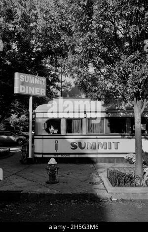 Petit déjeuner au Summit Diner à Summit, New Jersey, Etats-Unis. Banque D'Images