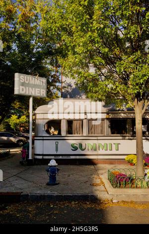 Petit déjeuner au Summit Diner à Summit, New Jersey, Etats-Unis. Banque D'Images