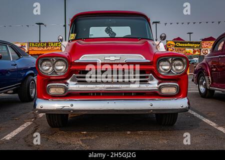 Reno, NV - le 6 août 2021 : camion de pick-up Apache 31 1959 de Chevrolet à un salon de voiture local. Banque D'Images