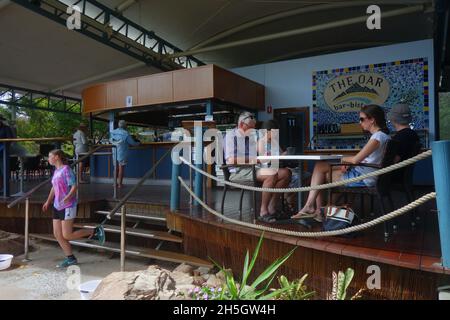 Bistro at Cape Gloucester Resort, près de Bowen, Queensland, Australie.Pas de PR ou MR Banque D'Images