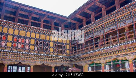 Intérieur de Rinpung Dzong - Bhoutan Banque D'Images