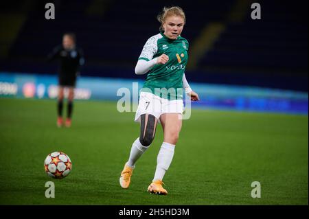 KHARKIV, UKRAINE - 9 NOVEMBRE 2021: The Match Women Champions League WFC Kharkiv vs WFC Breidablik Banque D'Images