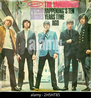 Couverture du record unique vintage - 1966 - Yardbirds, The - Sapping's Ten years ago - G Banque D'Images