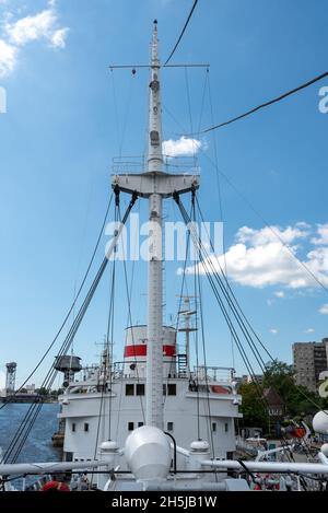 Kaliningrad, ancien Konigsberg, Russie le 5 juin 2021.Le Musée de l'Océan mondial.Le pont du navire Vityaz à Kaliningrad. Banque D'Images