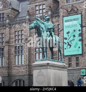 Stockholm, Suède - 04.15.2017 : statue du roi Charles X Gustaf devant le musée nordique Banque D'Images