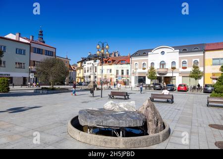 Masarykovo namesti, Roznov pod Radhostem, Zlinsky kraj, Česká republika / Masaryk Square, Roznov pod Radhostem Town, Moravie, République Tchèque Banque D'Images