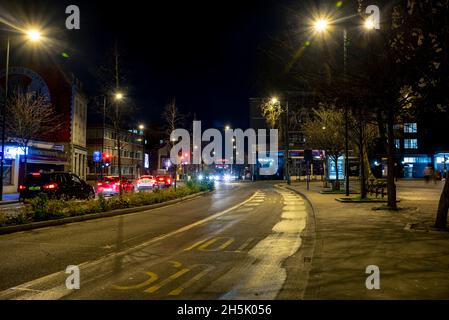 Streets Around London Fields at Night, Shoreditch, Londres, Royaume-Uni © Dosfotos/Axiom Banque D'Images