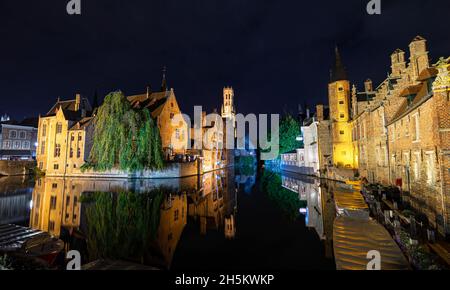 Vue panoramique sur le centre historique de la ville de Bruges en Flandre, Belgique Banque D'Images