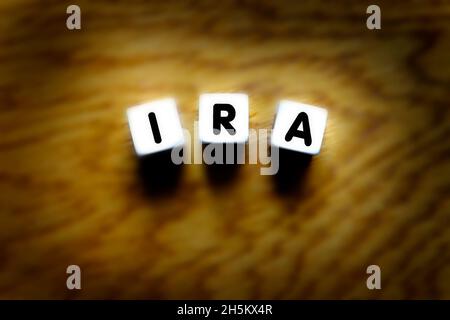 IRA a écrit avec DICE pour la planification de la retraite et les placements d'épargne Banque D'Images