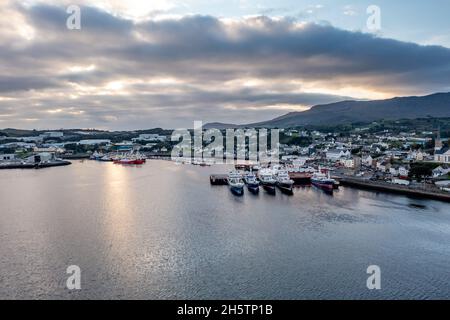 KILLYBEGS, IRLANDE - OCTOBRE 13 2021 - Killybegs est le port de pêche le plus important d'Irlande. Banque D'Images