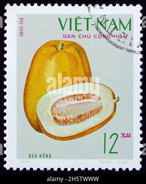 VIETNAM - VERS 1970 : un timbre imprimé au Vietnam montre de la citrouille, des légumes, vers 1970 Banque D'Images