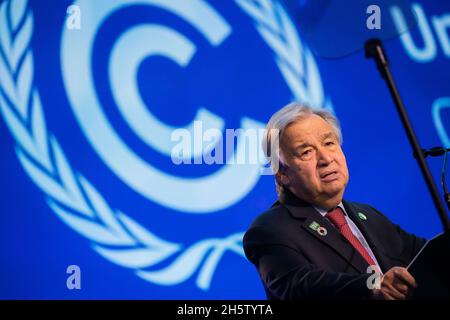 Glasgow, Royaume-Uni.11 novembre 2021.Antonio Guterres, Secrétaire général de l'ONU, s'exprime à la COP26 de la Conférence des Nations Unies sur les changements climatiques, où quelque 200 pays passeront deux semaines à Glasgow pour se débattre de la manière d'atteindre l'objectif de limiter le réchauffement planétaire à 1.5 degrés par rapport à l'époque préindustrielle.Credit: Christoph Soeder/dpa/Alay Live News Banque D'Images