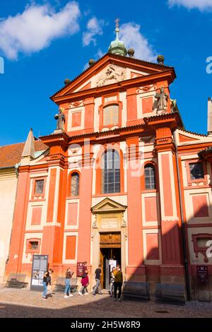 Bazilika svateho Jiří, Basilique Saint-Georges, Hradcany, Prague, République Tchèque Banque D'Images