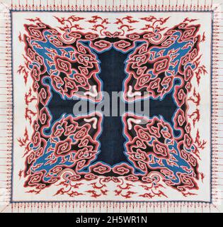 Foulard à motifs batik de Cirebon, Java, Indonésie.Modèle Megamêndoeng. Banque D'Images