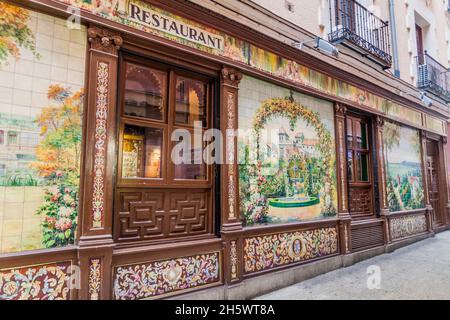 MADRID, ESPAGNE - 22 OCTOBRE 2017 : le restaurant de la Villa Rosa propose des danseurs de flamenco à Madrid. Banque D'Images