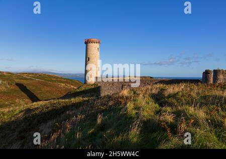 Phare de Old Wicklow Head, comté de Wicklow, Irlande Banque D'Images