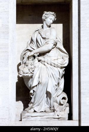 Agrippa, Déesse de l'abondance, Fontaine de Trevi, Rome, Italie,2021. Banque D'Images