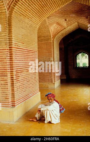 Pakistan, province de Sindh, Thatta, mosquée construite par l'empereur Moghol Shah Jahan. Banque D'Images