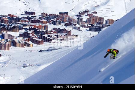 FRANCE, SAVOIE (73) VAL THORENS, HORS PISTE, DOMAINE SKIABLE DE 3 VALLEES Banque D'Images