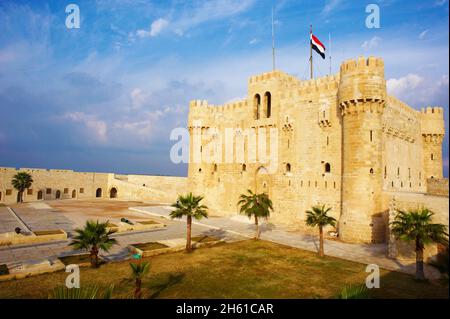 Egypte, la côte méditerranéenne, Alexandrie, le fort Qaytbay (Qaït Bey) // Égypte, Alexandrie, fort de Qaytbay. Banque D'Images