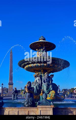 FRANCE, SEINE ( 75 ), PARIS, RESSORT WATERR DES RIVIÈRES À LA PLACE DE LA CONCORDE Banque D'Images