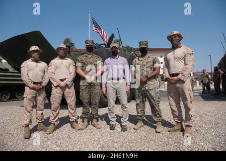 Reportage : le secrétaire à la Défense Mark T. Esper visite Marines au Camp Pendleton, en Californie, le 17 septembre 2020. Banque D'Images