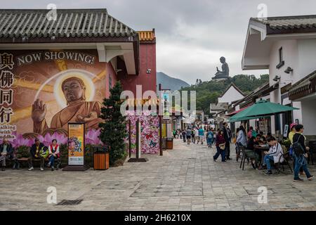 chemin vers le bouddha tian tan sur l'île de lantau Banque D'Images