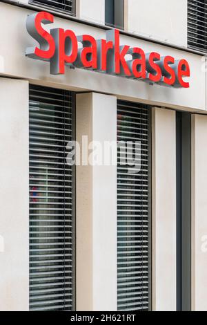 branche de la sparkasse allgäu en kempten avec lettrage et emblème ou logo Banque D'Images