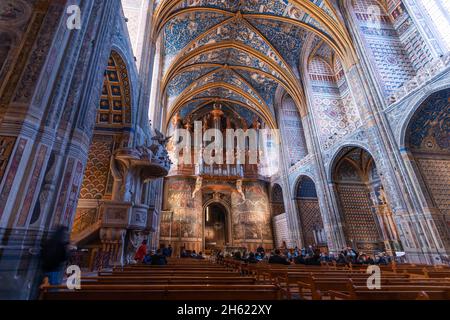 Intérieur de la cathédrale Sainte Cécile à Albi, dans le Tarn, en Occitanie, France Banque D'Images