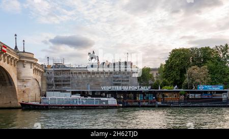 paris,france,ile-de-france,pont neuf,bateau tour opérateur védettes du pont neuf Banque D'Images