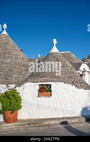 alberobello,province de bari,salento,pouilles,italie,europe. Banque D'Images