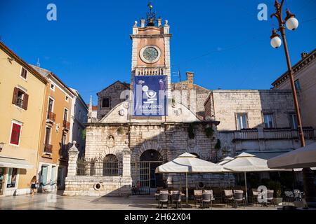 place nationale (narodni trg square) avec des informations touristiques dans la ville de marbre zadar, destination touristique populaire en croatie, europe Banque D'Images