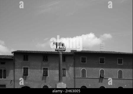 la tour principale de pise à la place des miracles (piazza dei miracoli) à toscany, italie Banque D'Images