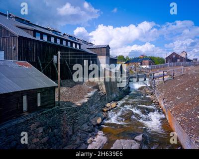 europe,norvège,province de trondelag,ville minière de röros,musée de röros,centre d'accueil sur la rivière haelva Banque D'Images