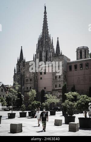 la cathédrale de la sainte croix et de saint eulalia, également connue sous le nom de cathédrale de barcelone, est la cathédrale gothique et siège de l'archevêque de barcelone, catalogne, espagne Banque D'Images