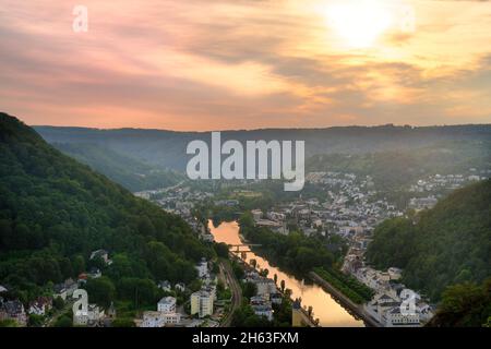 vue depuis le restaurant et le café concordiaturm sur la vallée de lahn et mauvaise ems, mauvaise ems an der lahn, vallée de lahn, rhénanie-palatinat, allemagne Banque D'Images