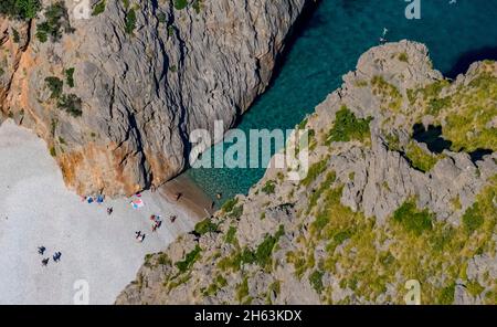 vue aérienne, baie rocheuse et plage torrent de pareis la calobra,escorca,majorque,iles baléares,espagne Banque D'Images