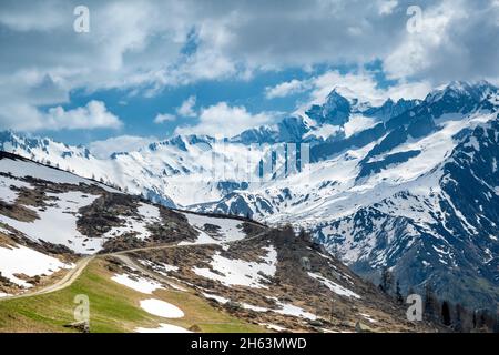 pretttau,ahrntal,province de bolzano,tyrol du sud,italie. vue de la starklalm à la dreiherrnspitze Banque D'Images